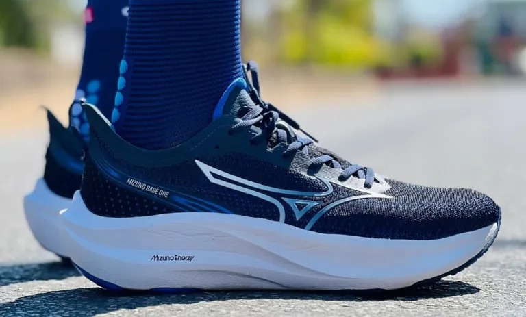 Mizuno Base One